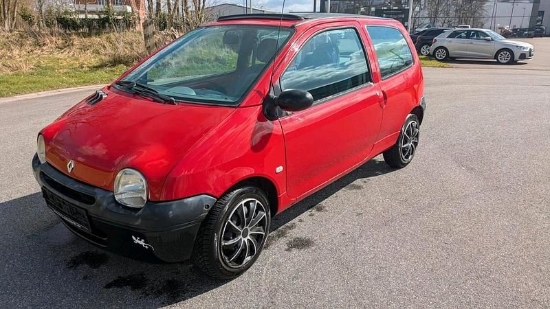 Second-hand Renault Twingo 60 CP (44 kW) 2003 Roșu Hatchback