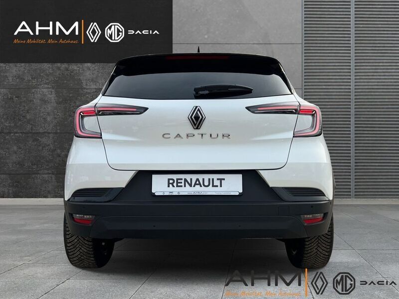 Gebraucht Renault Captur Techno 158 PS (116 kW) 2025 Weiss qnc+schwarz gne SUV
