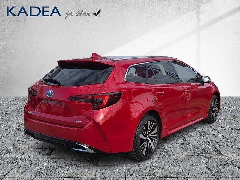 Neu Toyota Corolla 178 PS (130 kW) 2026 Emotional red 2 Kombi