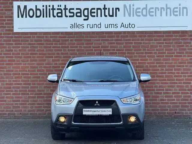 Gebraucht Mitsubishi ASX 150 PS (110 kW) 2012 Silber SUV