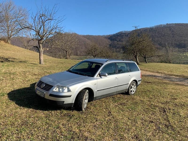 Gebraucht 2002 VW Passat Kombi | 850 € (Superpreis) - Bild 1/4