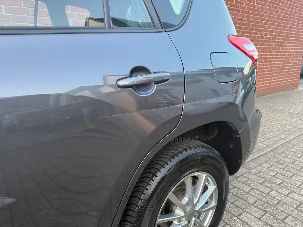 Gebraucht Toyota RAV4 Basis 158 PS (116 kW) 2009 Grau SUV
