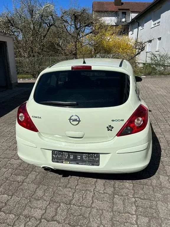 Gebraucht Opel Corsa Selection 69 PS (50 kW) 2011 Beige Kleinwagen