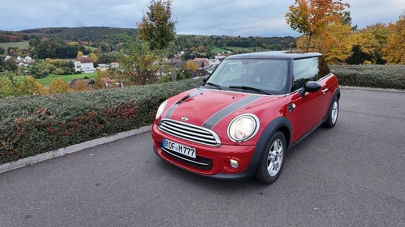 Rot Gebraucht 2013 Mini Cooper D Kleinwagen | 5.500 € (Fairer Preis) - Bild 1/4