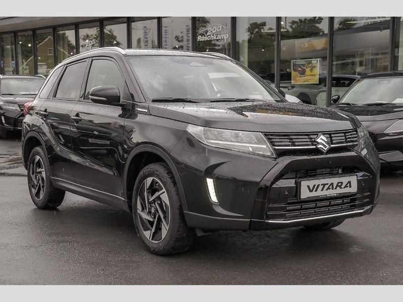 Gebraucht Suzuki Vitara Comfort+ 129 PS (94 kW) 2025 Schwarz SUV