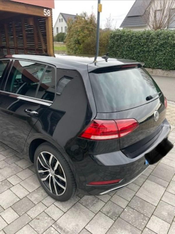 Gebraucht VW Golf VII 150 PS (110 kW) 2018 Schwarz Limousine