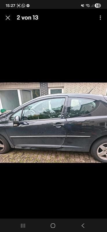 Gebraucht Peugeot 207 75 PS (55 kW) 2009 Schwarz Kleinwagen
