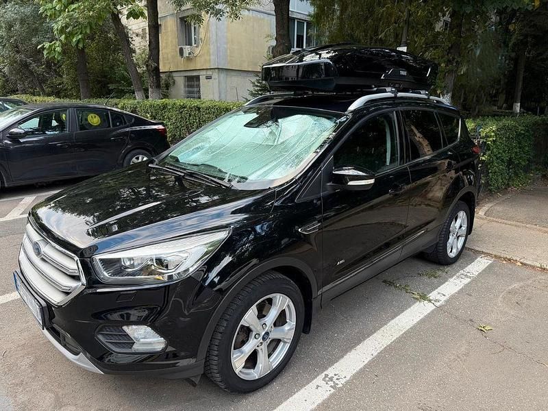Schwarz Gebraucht 2017 Ford Kuga Titanium SUV | 18.100 € (Teuer) - Bild 1/4