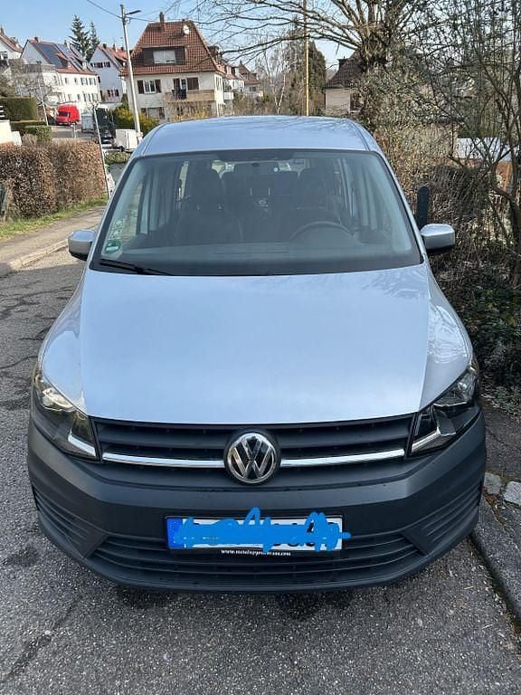 Gebraucht VW Caddy Maxi Highline 125 PS (91 kW) 2018 Silber Van / Kleinbus