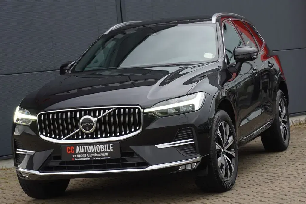 Gebraucht Volvo XC60 Plus 197 PS (144 kW) 2023 Schwarz SUV