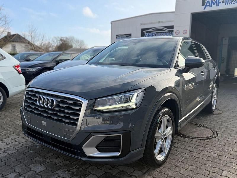 Gebraucht Audi Q2 Sport 116 PS (85 kW) 2018 Grau SUV