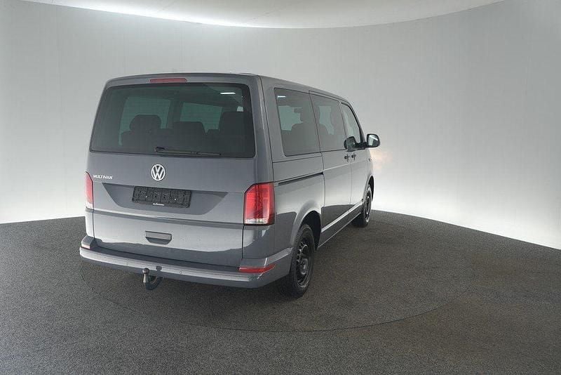 Gebraucht VW Multivan Family 150 PS (110 kW) 2021 Grau Van