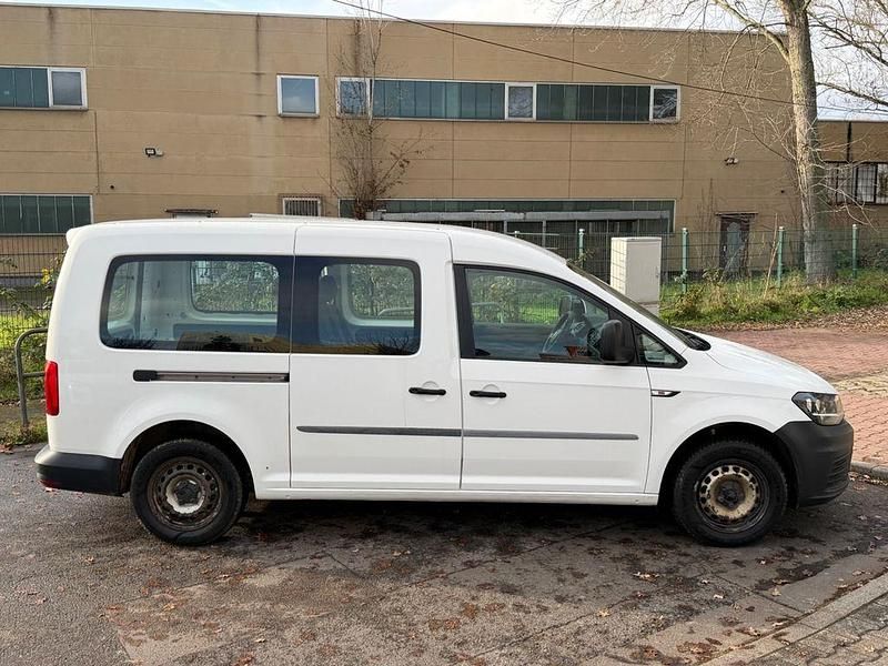 Gebraucht VW Caddy Maxi 102 PS (75 kW) 2016 Weiß Van / Kleinbus