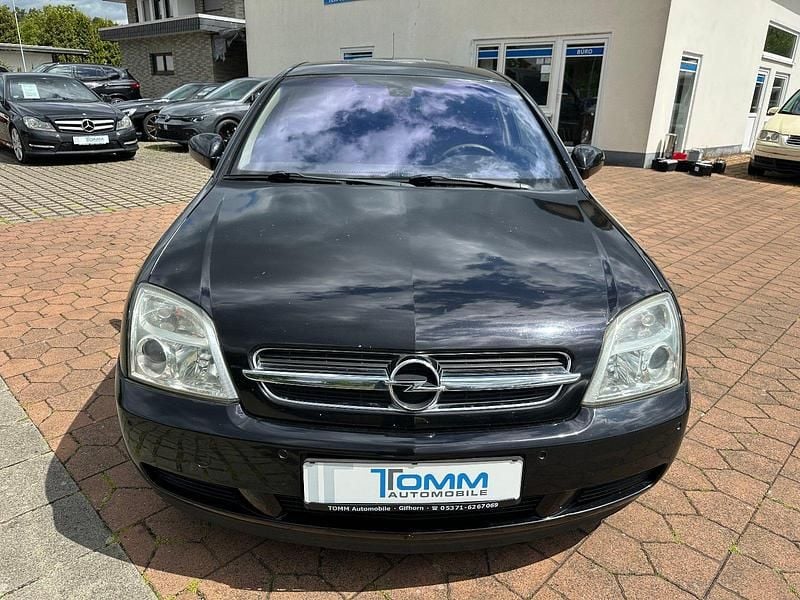 Schwarz Gebraucht 2002 Opel Vectra Comfort Limousine | 1.200 € (Guter Preis) - Bild 1/4