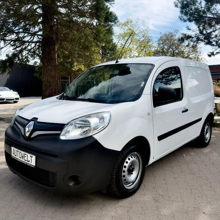 Usado Renault Kangoo 95 CV (69 kW) 2021 Blanco Monovolumen