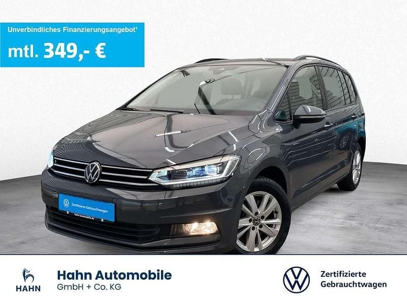 Grau Gebraucht 2023 VW Touran Comfortline Van / Kleinbus | 33.990 € (Etwas zu teuer) - Bild 1/3