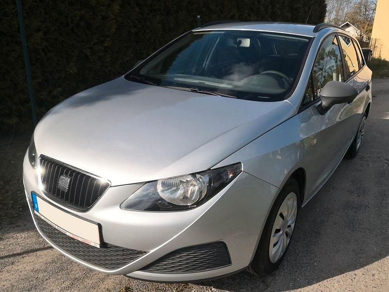 Second-hand Seat Ibiza Reference 69 CP (50 kW) 2011 Argintiu Berlinǎ