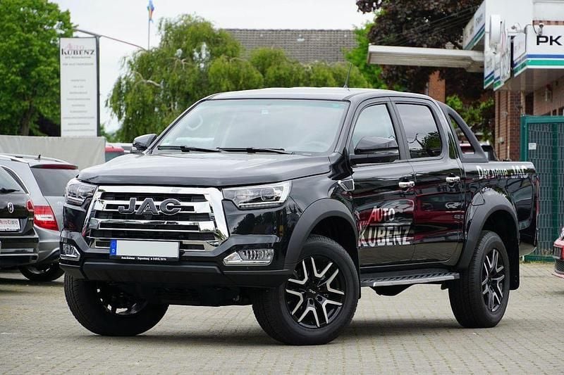 Schwarz Gebraucht 2023 JAC T8 Abholung | 25.990 € - Bild 1/4