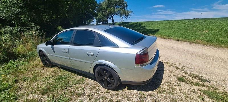 Gebraucht Opel Vectra GTS 155 PS (114 kW) 2005 Silber Limousine