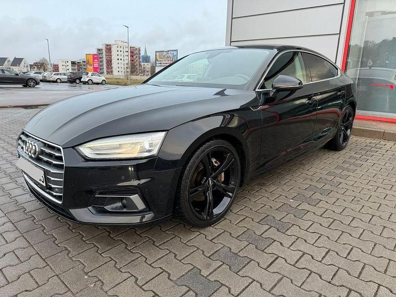 Schwarz Gebraucht 2017 Audi A5 Sportback Design Kleinwagen | 17.500 € (Etwas zu teuer) - Bild 1/4