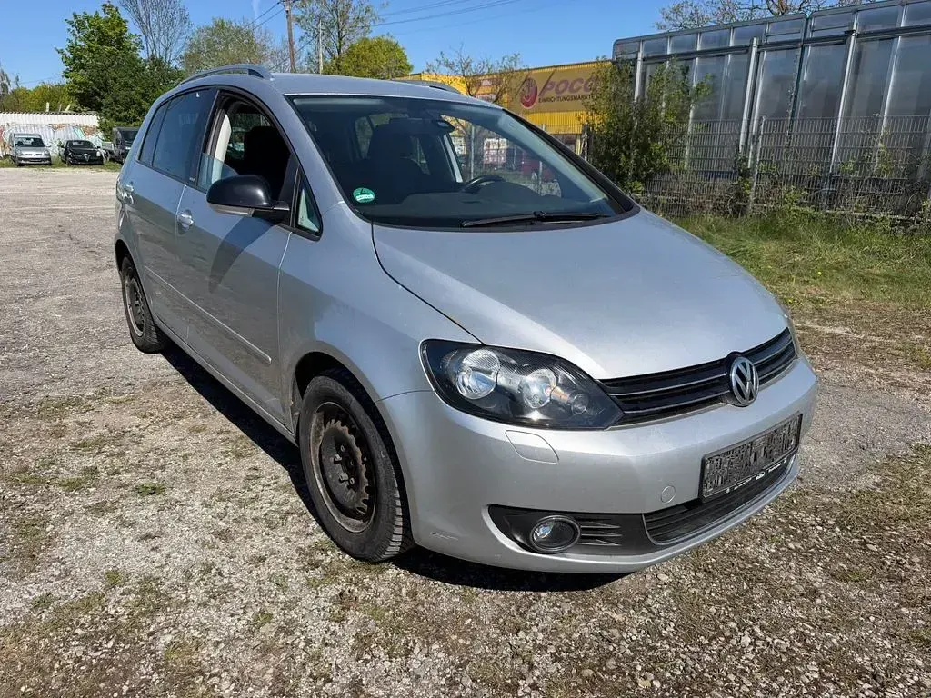 Gebraucht VW Golf Plus Cross 122 PS (89 kW) 2011 Silber Van / Kleinbus