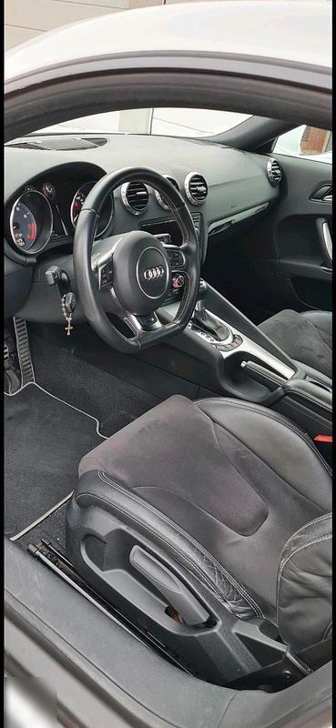 Gebraucht Audi TTS Sport 272 PS (200 kW) 2012 Weiß Coupé