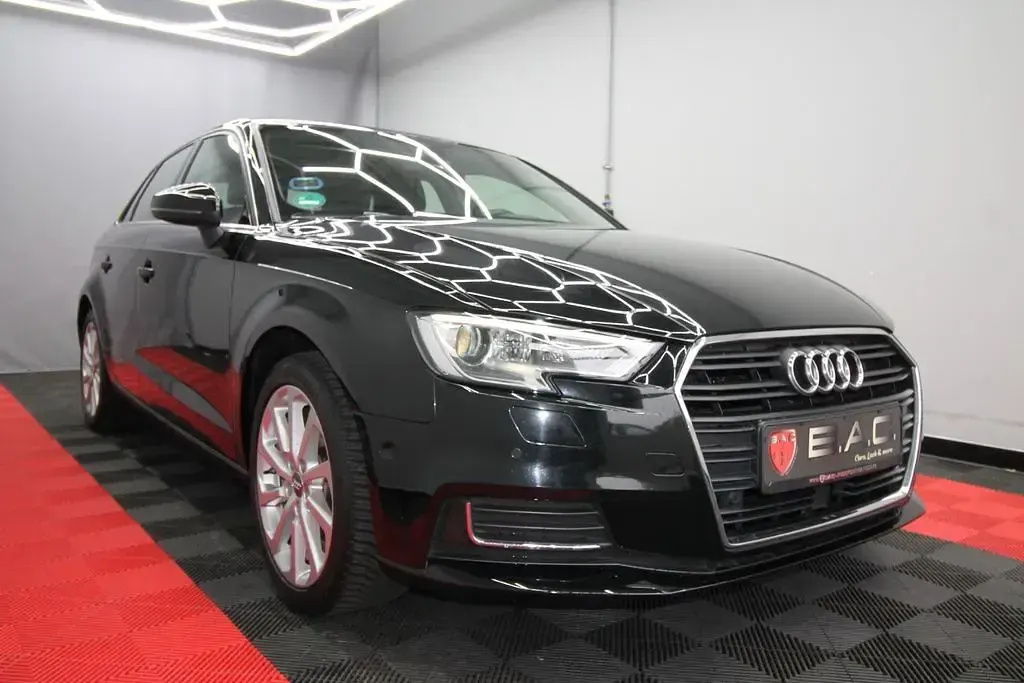 Gebraucht Audi A3 Design 150 PS (110 kW) 2018 Schwarz Limousine