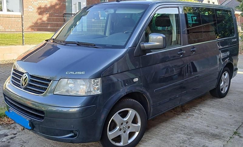 Grau Gebraucht 2006 VW T5 Van | 13.500 € (Etwas zu teuer) - Bild 1/4
