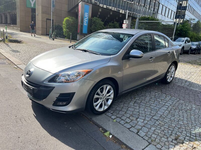 Silber Gebraucht 2009 Mazda 3 High Limousine | 4.999 € (Fairer Preis) - Bild 1/4