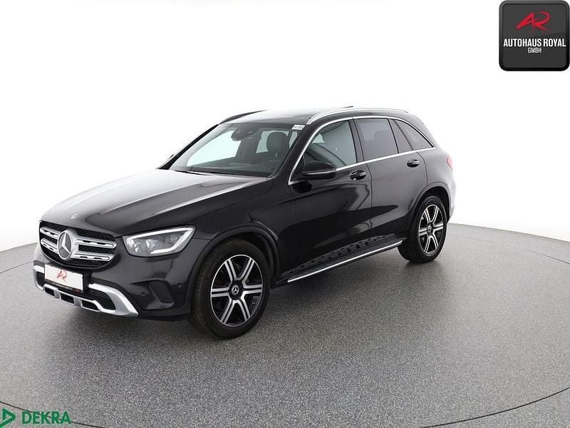 Obsidianschwarz Gebraucht 2019 Mercedes GLC220 AMG SUV | 32.860 € (Guter Preis) - Bild 1/4