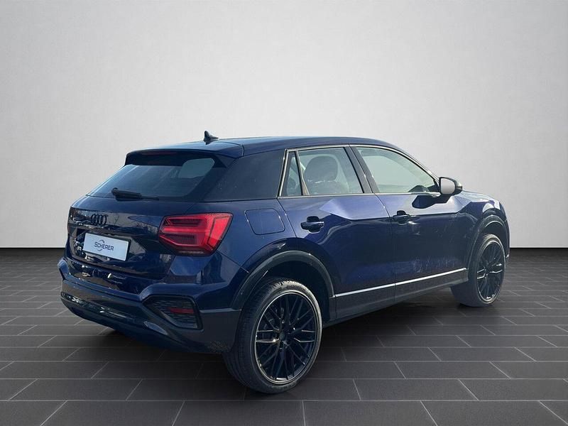Gebraucht Audi Q2 Ambiente 150 PS (110 kW) 2025 Navarrablau metallic (metallic) SUV