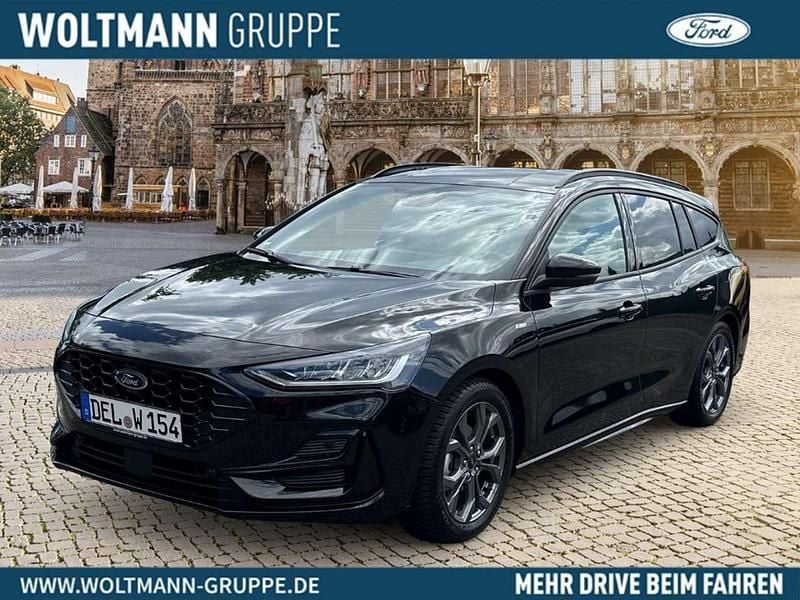 Obsidianschwarz metallic Gebraucht 2025 Ford Focus ST-Line Kombi | 26.999 € (Fairer Preis) - Bild 1/4