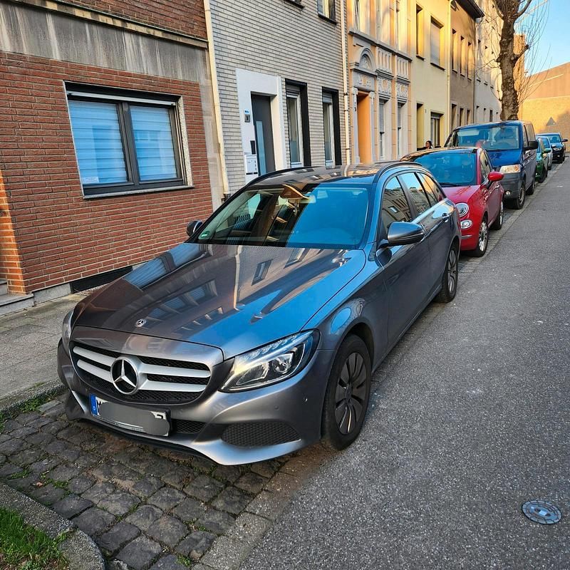 Gebraucht Mercedes C220 170 PS (125 kW) 2017 Grau Kombi