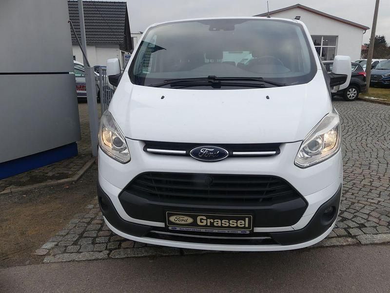 Gebraucht Ford Tourneo 131 PS (96 kW) 2016 Weiß Kombi