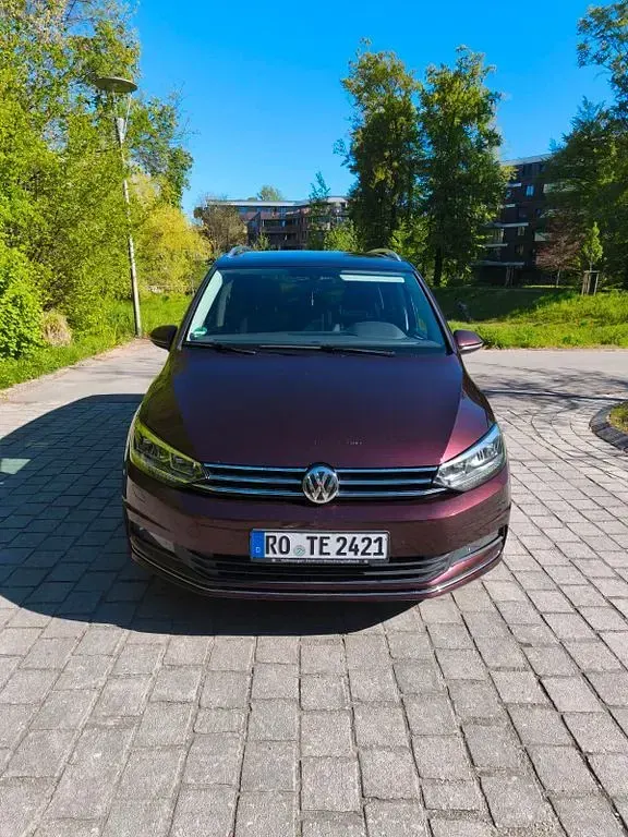Gebraucht VW Touran Highline 150 PS (110 kW) 2017 Rot Van / Kleinbus