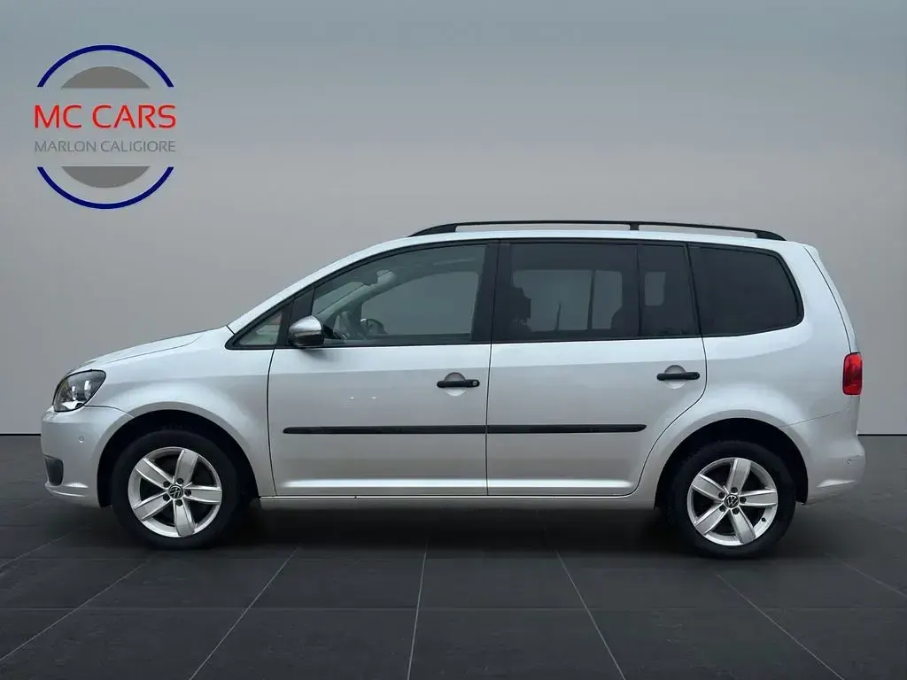 Gebraucht VW Touran 140 PS (102 kW) 2014 Grau Van / Kleinbus