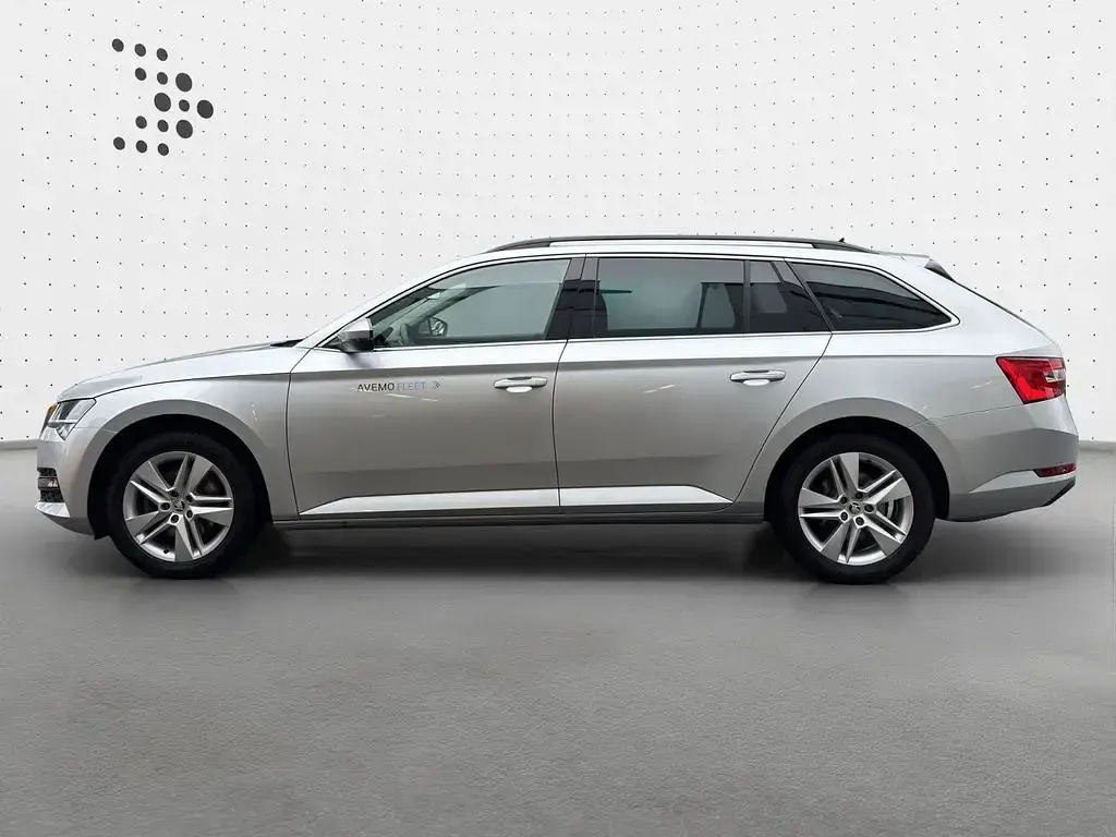 Gebraucht Skoda Superb Ambition 150 PS (110 kW) 2024 Silber Kombi