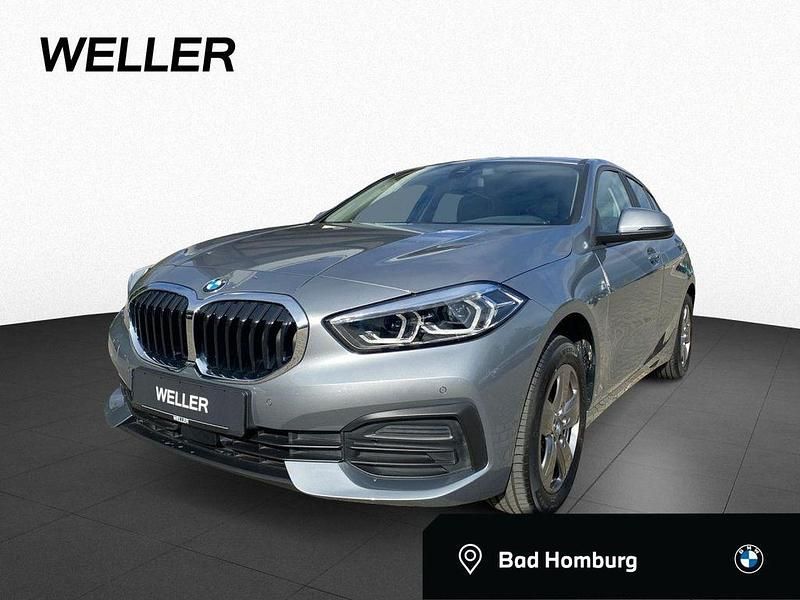 Skyscraper grau (grau) Gebraucht 2022 BMW 118 Advantage Kleinwagen | 20.480 € (Guter Preis) - Bild 1/4