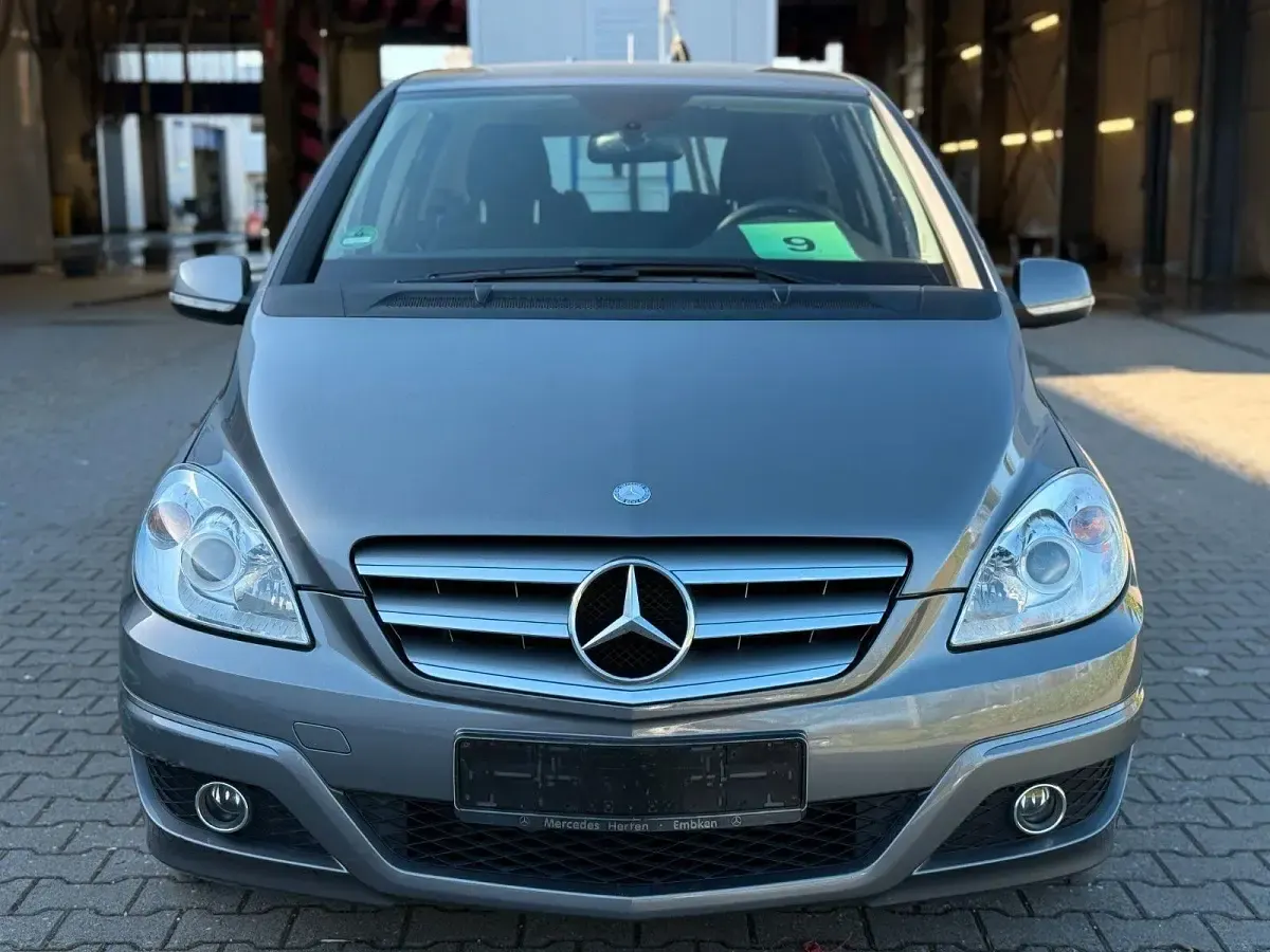 Gebraucht Mercedes B170 116 PS (85 kW) 2009 Grau Van / Kleinbus