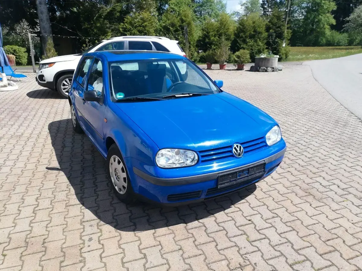 Brugt VW Golf III Basis 75 HK (55 kW) 1998 Blå Hatchback