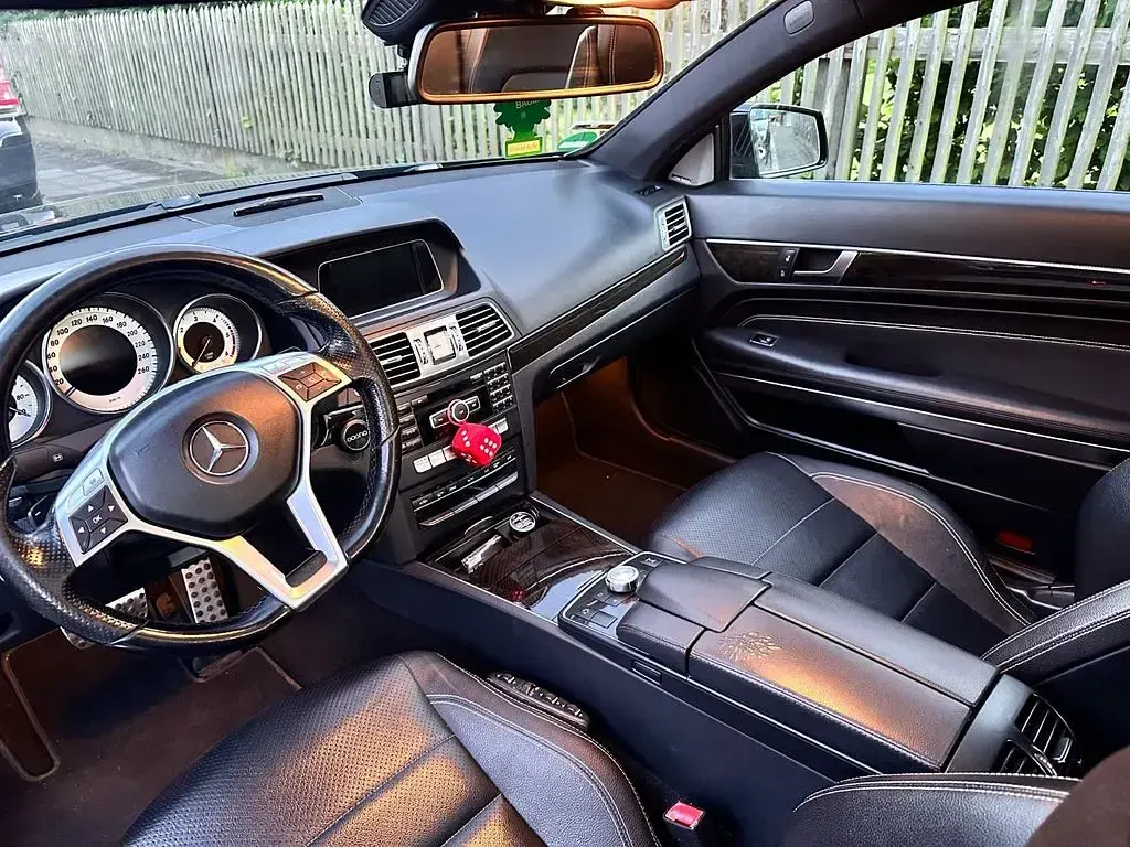 Gebraucht Mercedes E350 258 PS (189 kW) 2013 Schwarz Coupé