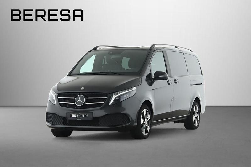Graphitgrau Gebraucht 2024 Mercedes V300 Avantgarde Van / Kleinbus | 67.680 € (Fairer Preis) - Bild 1/4