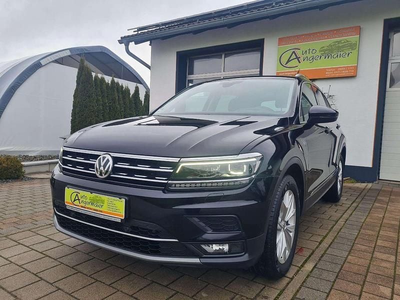 Deep black perleffekt Gebraucht 2017 VW Tiguan Highline SUV | 18.500 € (Superpreis) - Bild 1/4