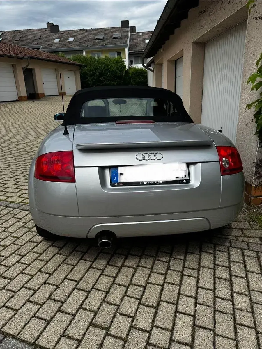 Gebraucht Audi TT Roadster Sport 150 PS (110 kW) 2001 Silber Cabrio