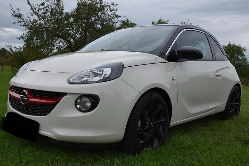 Second-hand Opel Adam 69 CP (50 kW) 2016 Alb Hatchback