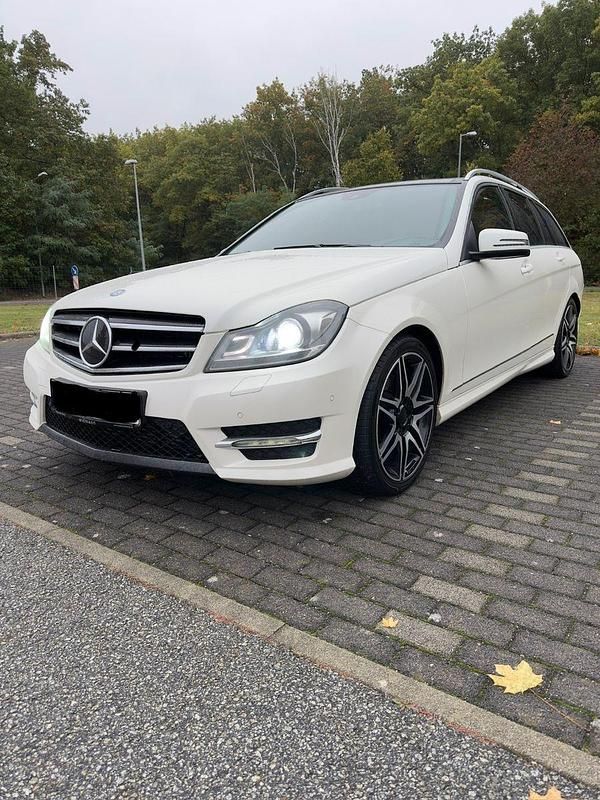 Weiß Gebraucht 2013 Mercedes C350 Avantgarde Kombi | 11.500 € (Etwas zu teuer) - Bild 1/4