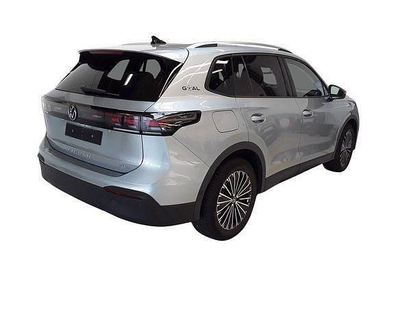 Silber Gebraucht 2024 VW Tiguan Goal SUV | 38.490 € (Superpreis) - Bild 1/4