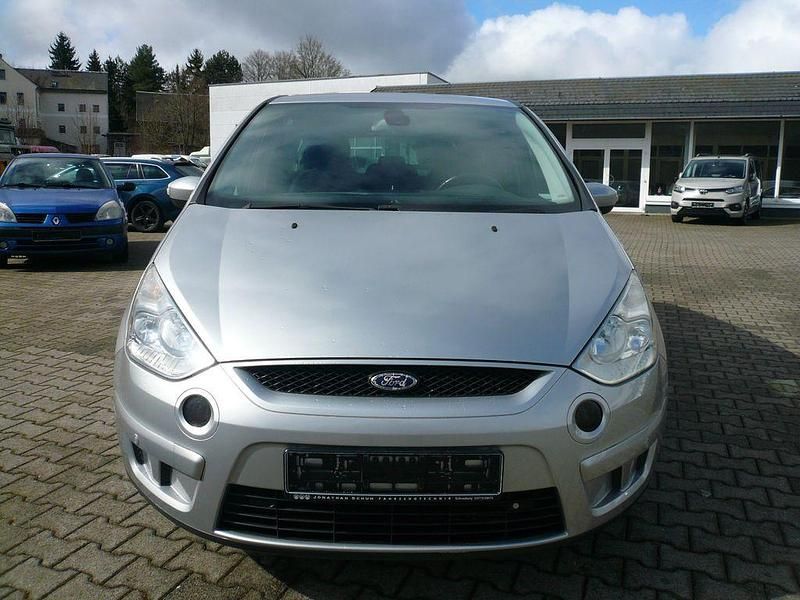 Gebraucht Ford S-MAX Trend 131 PS (96 kW) 2006 Silber Van / Kleinbus