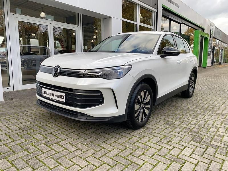 Weiß Gebraucht 2025 VW Tiguan Goal SUV | 39.990 € (Superpreis) - Bild 1/4
