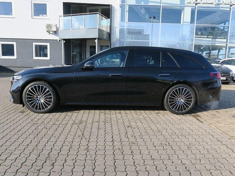 Gebraucht Mercedes E450 AMG 367 PS (269 kW) 2025 Schwarz Kombi